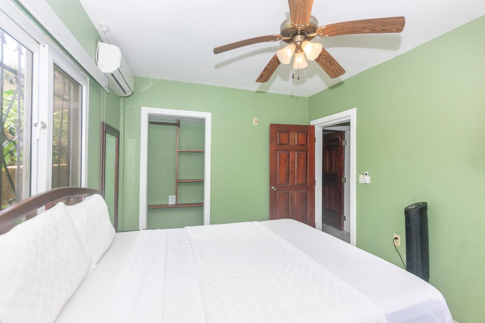 Wescot Villas Roatan ويست ايند المظهر الخارجي الصورة