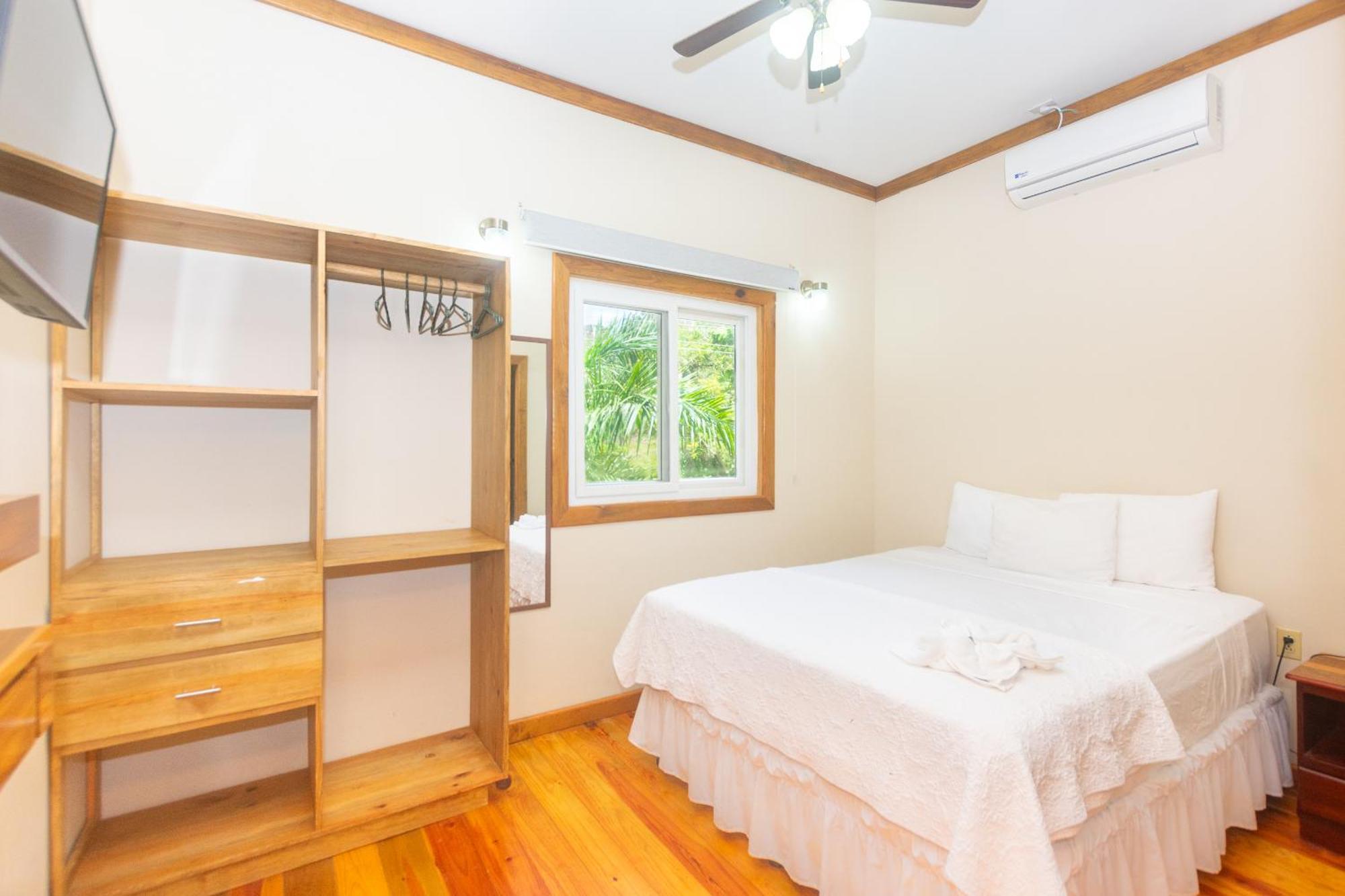Wescot Villas Roatan ويست ايند المظهر الخارجي الصورة