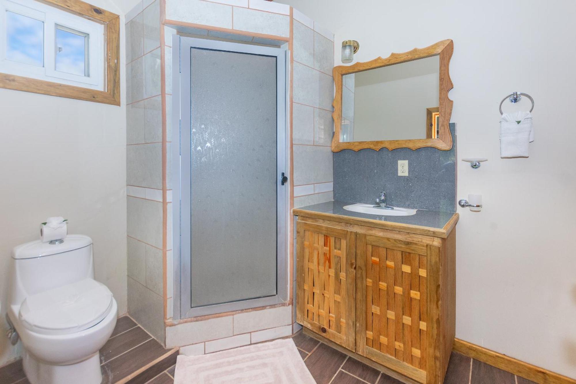 Wescot Villas Roatan ويست ايند المظهر الخارجي الصورة
