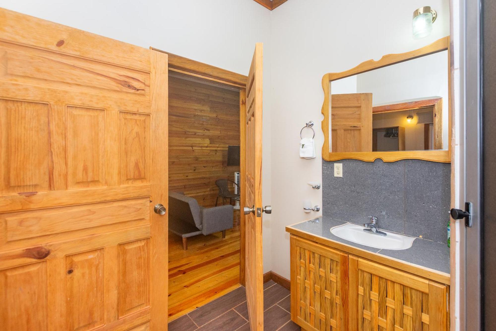 Wescot Villas Roatan ويست ايند المظهر الخارجي الصورة