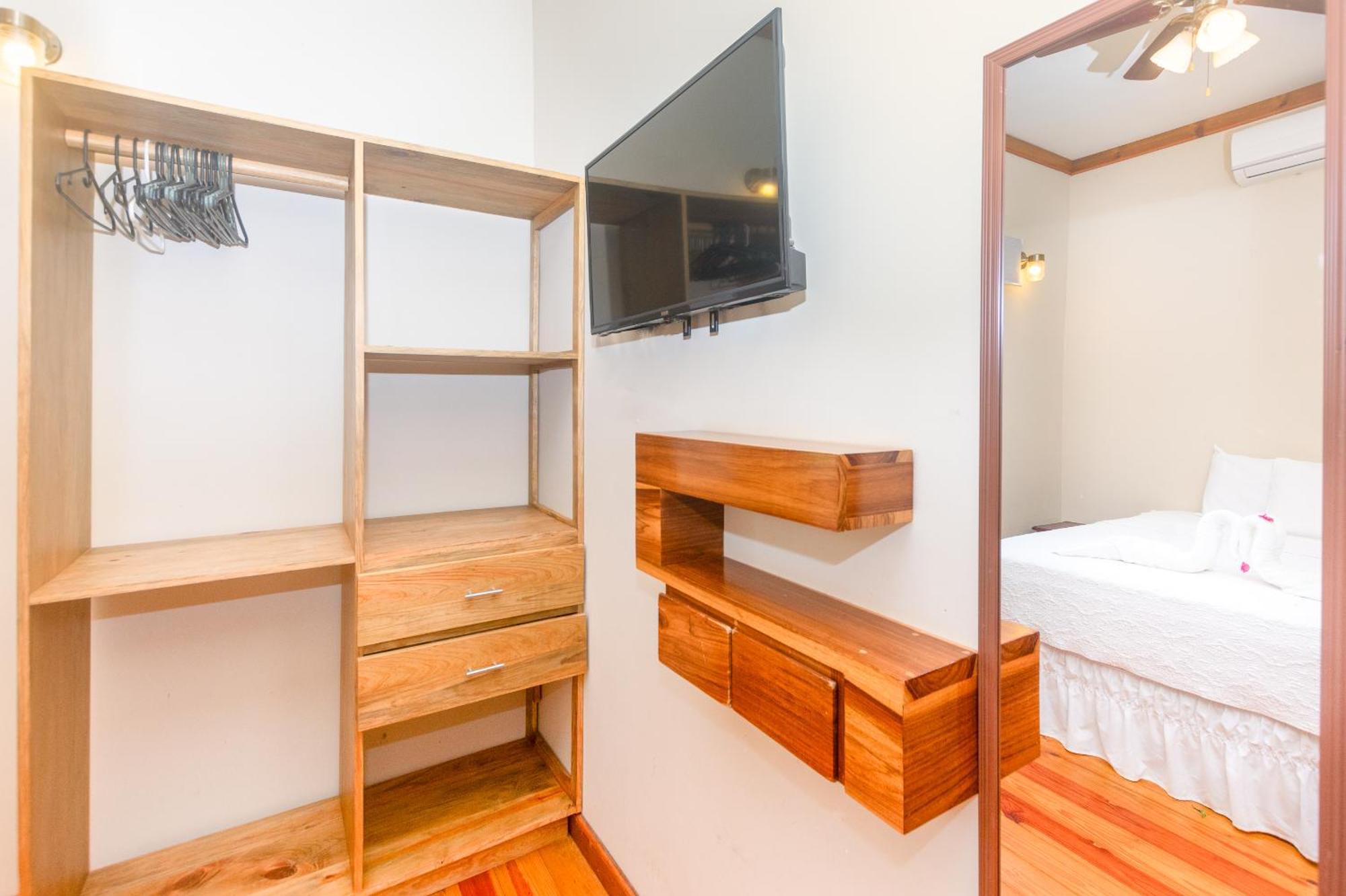 Wescot Villas Roatan ويست ايند المظهر الخارجي الصورة