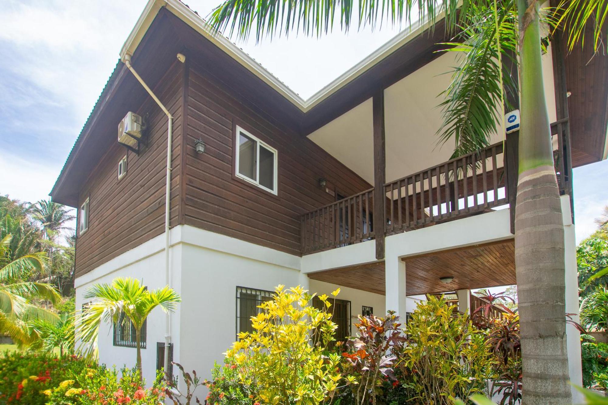 Wescot Villas Roatan ويست ايند المظهر الخارجي الصورة
